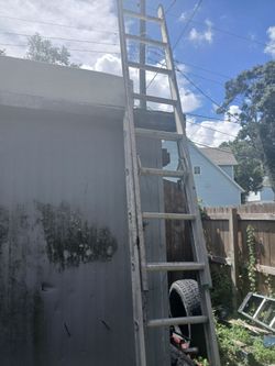 Aluminum Extension Ladder
