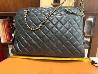 Authentic Chanel Tote purse large