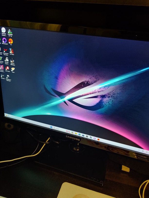 Samsung Computer Monitor 23 Inches S23C570