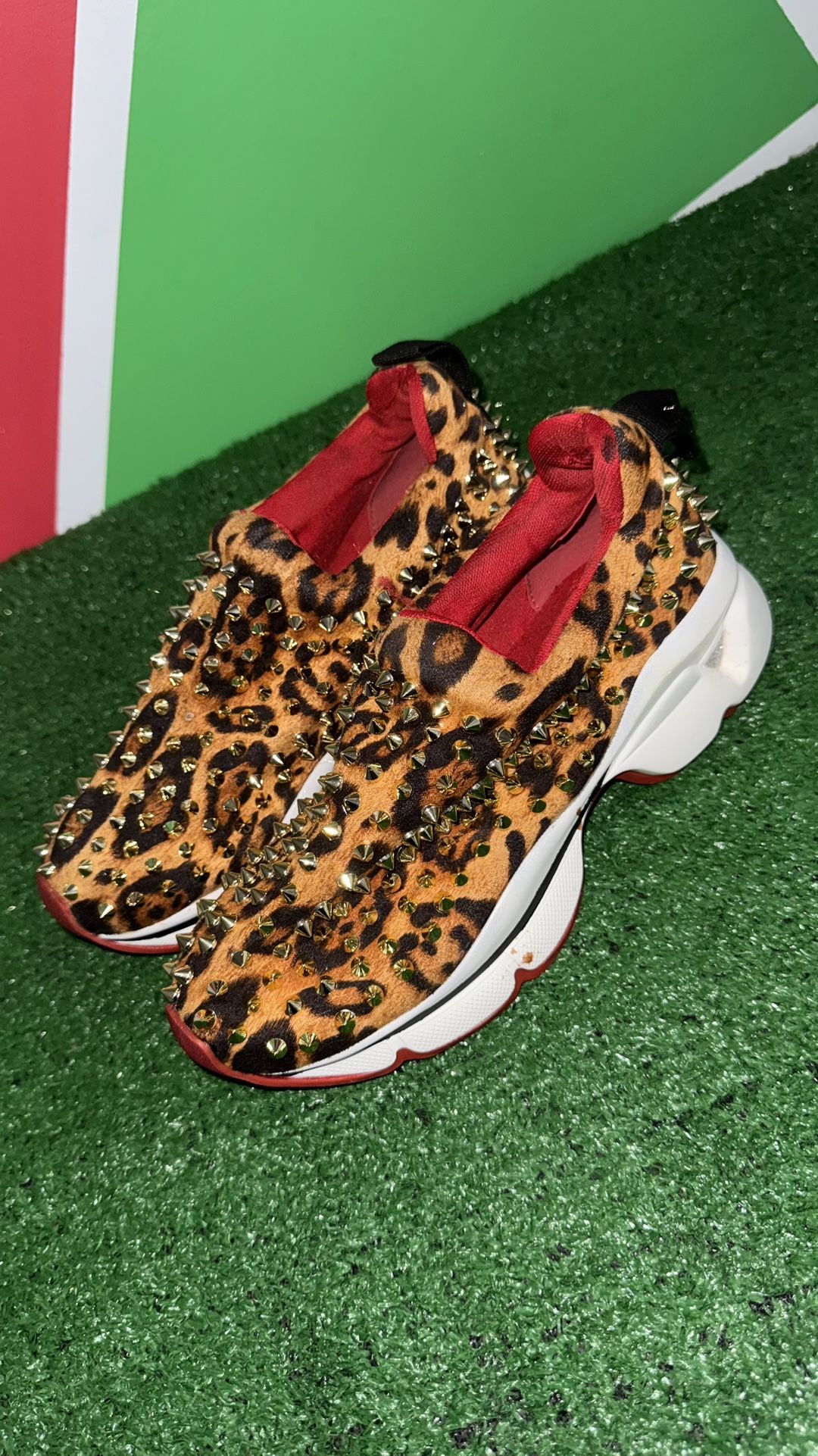 Women’s Shoe