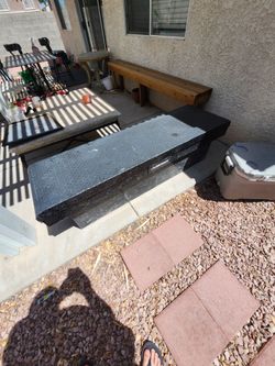 Truck toolbox