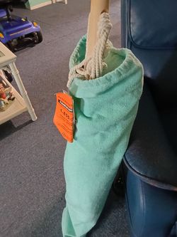 Teal has a chair