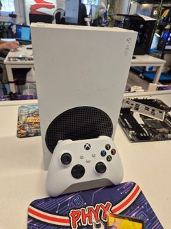 512GB Xbox Series S Console w/ Controller SN 0(contact info removed)7 $340.00