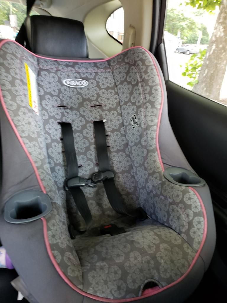 Graco My Ride 65 convertible car seat in sylvia pink/gray