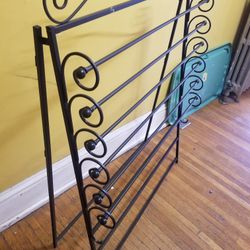 Blanket rack