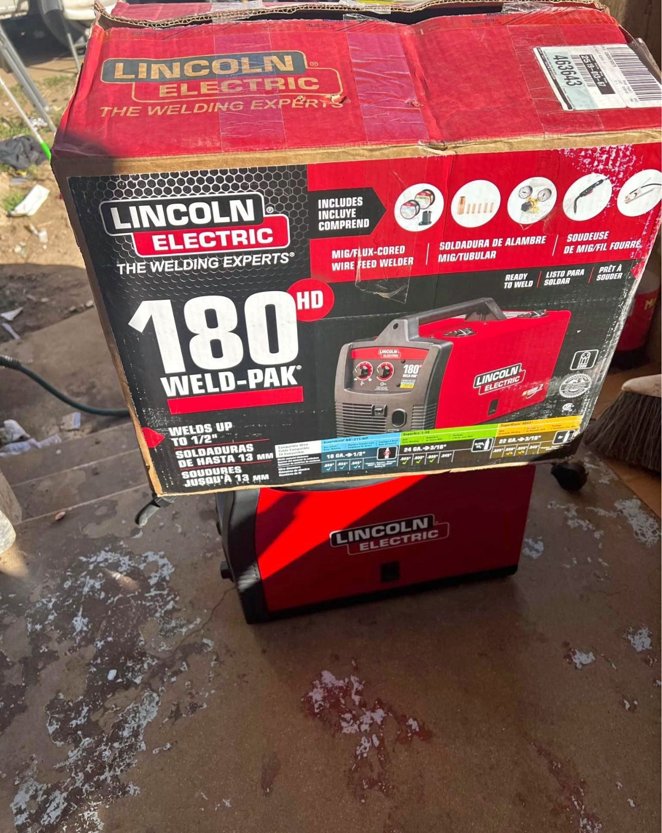Lincoln Electric Weld-Pak 180 Amp MIG Flux-Core Wire Feed Welder, 230V, Aluminum Welder with Spool G