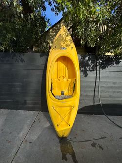 Yellow River Kayak – Sit-In Kayak – Great for Rivers & Lakes