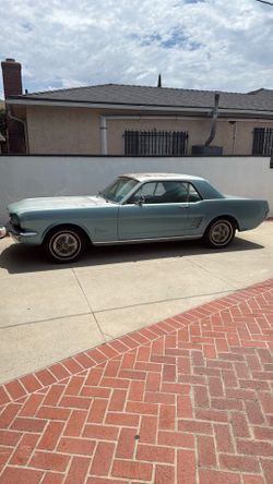 1966 Ford Mustang