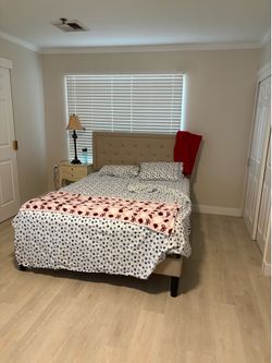 Queen size bed