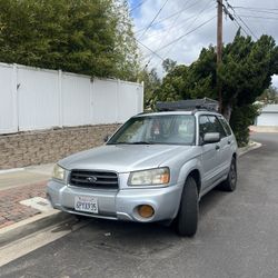 2004 Subaru Forester XS + New KYB Struts