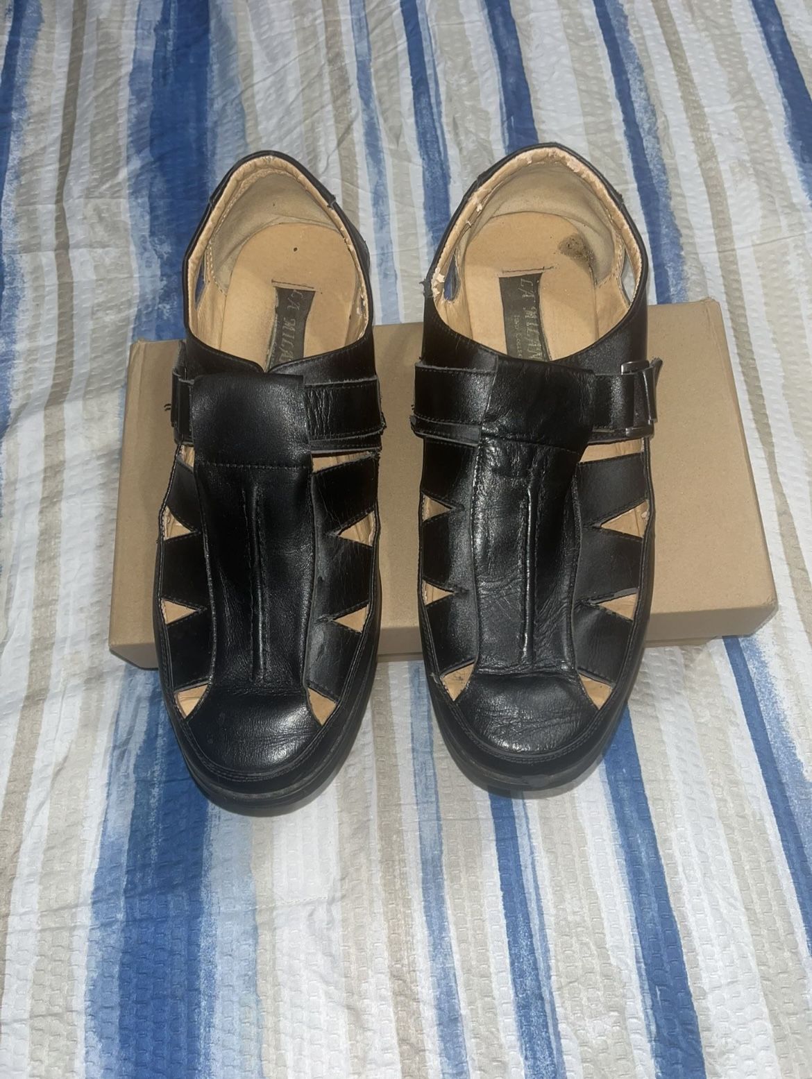 Black Shoes