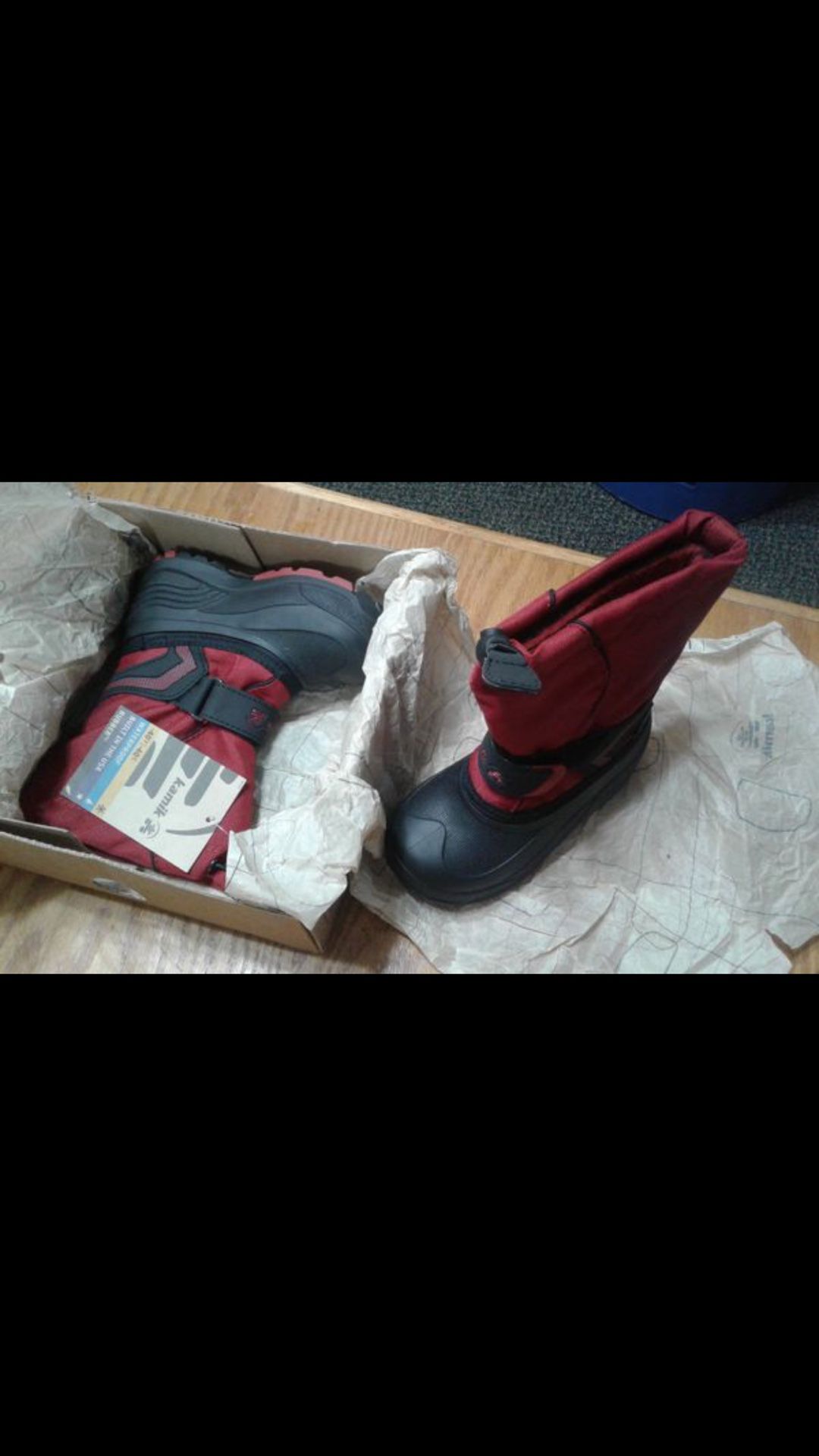 Kamik Size 9 Boys Snow Boots Red with out box!