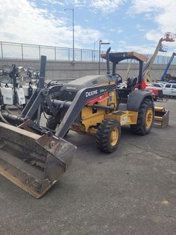 John Deere Skip Loader 