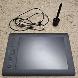 Wacom Pen Tablet Medium Model PTH-651