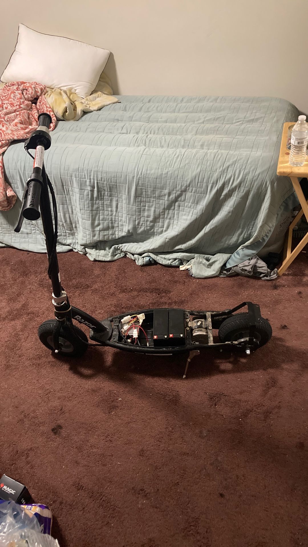 Razor E325 Electric Scooter
