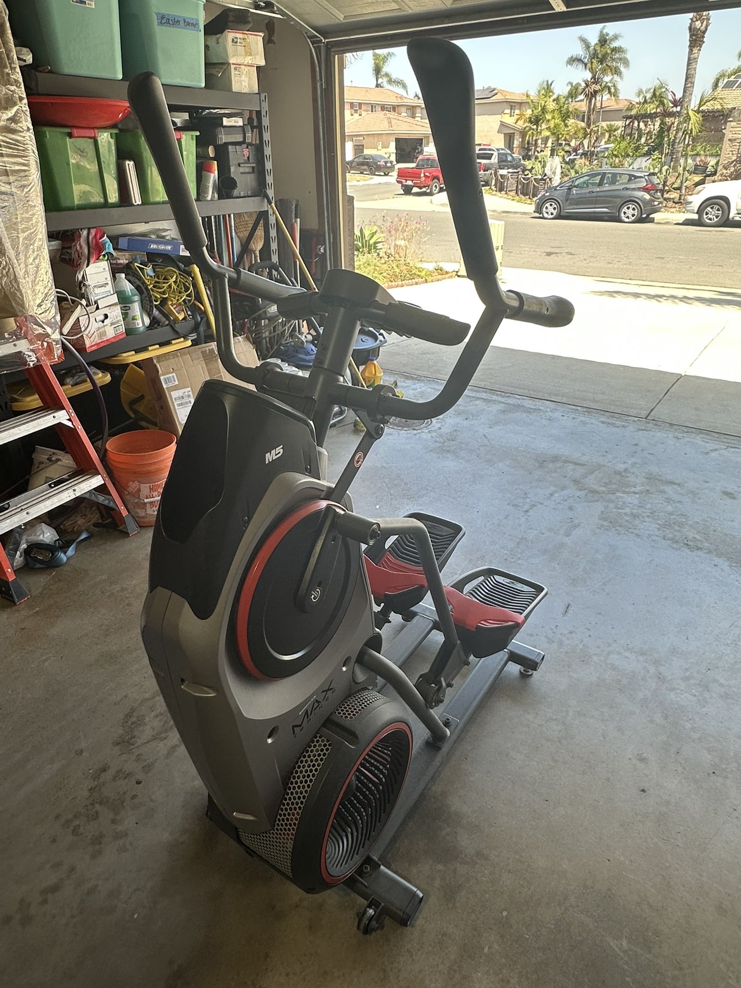 Max Trainer Elliptical