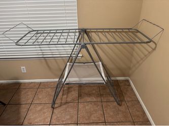 Deluxe Folding Clothes Drying Rack ( Brand new)