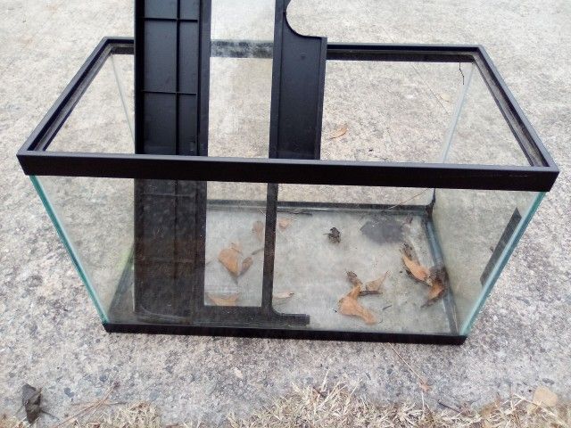 10 Gallon Fish Tank Aquarium 15.00