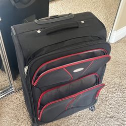 FREE MED. ROLLING LUGGAGE BAG 
