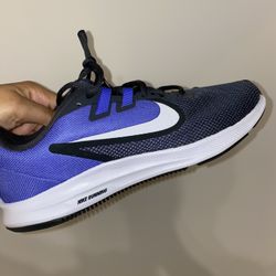 Nike Shoe 