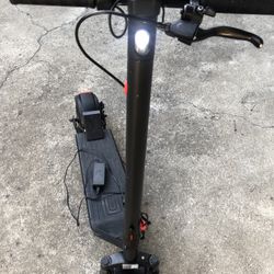 Electric Scooter 17 Mph With Charger