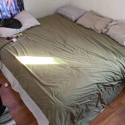 King Bed And Box Springs