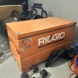 Rigid toolbox