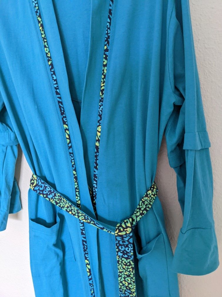 Ladies Robe Size S 