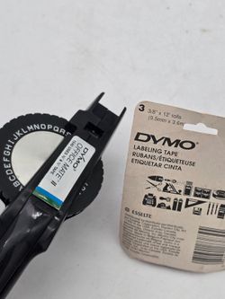 DYMO Office Mate II 1540 Embossing Label Maker w/ 3 Rolls Tape Vintage