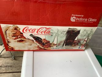 Coca-Cola Santa 8-Piece 16oz Bell Soda Glass Set Open Box