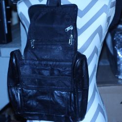 Leather Hanging Toiletries Bag