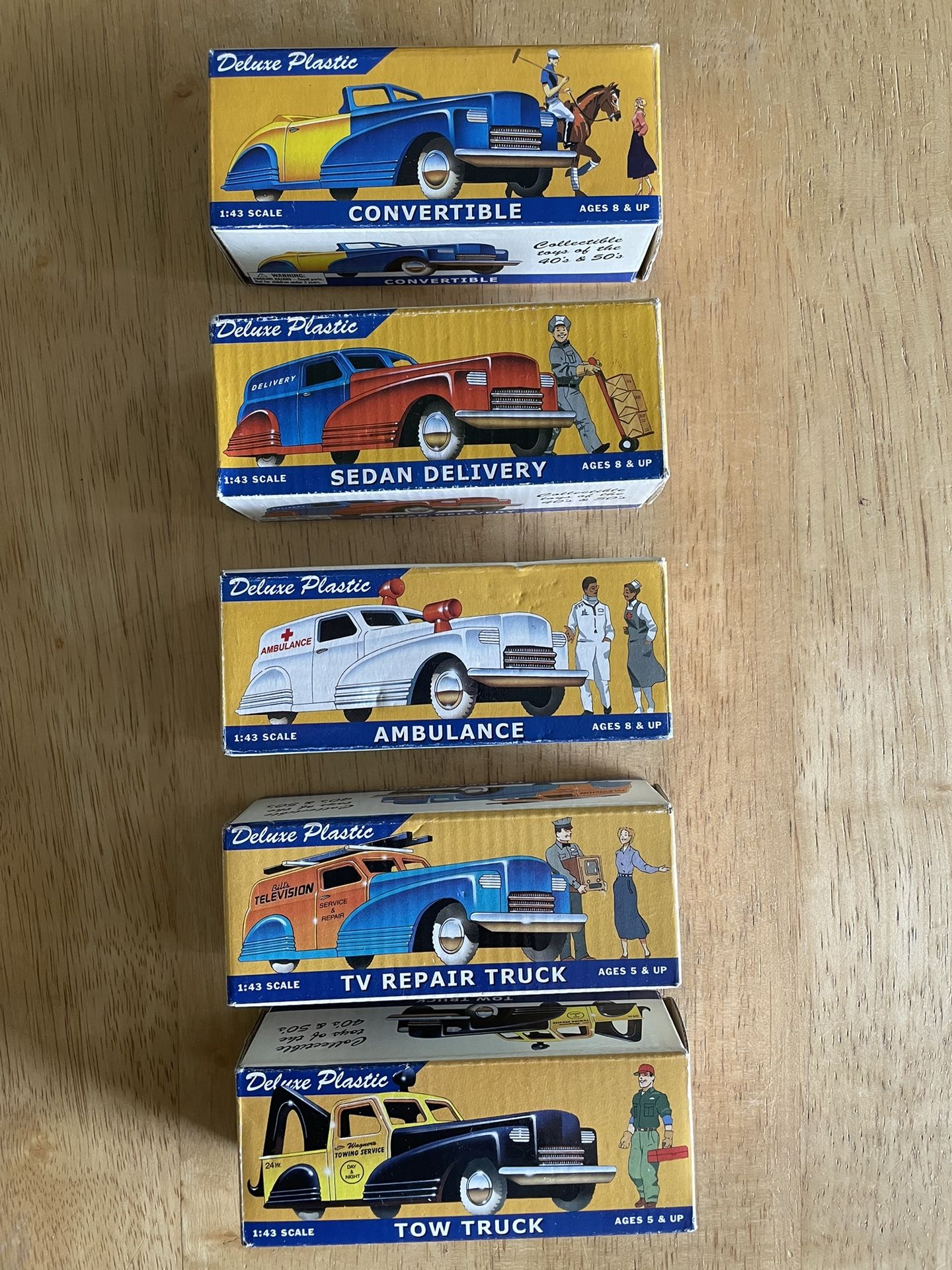 PLASTIC TOY VEHICLES