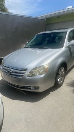 2005 Toyota Avalon