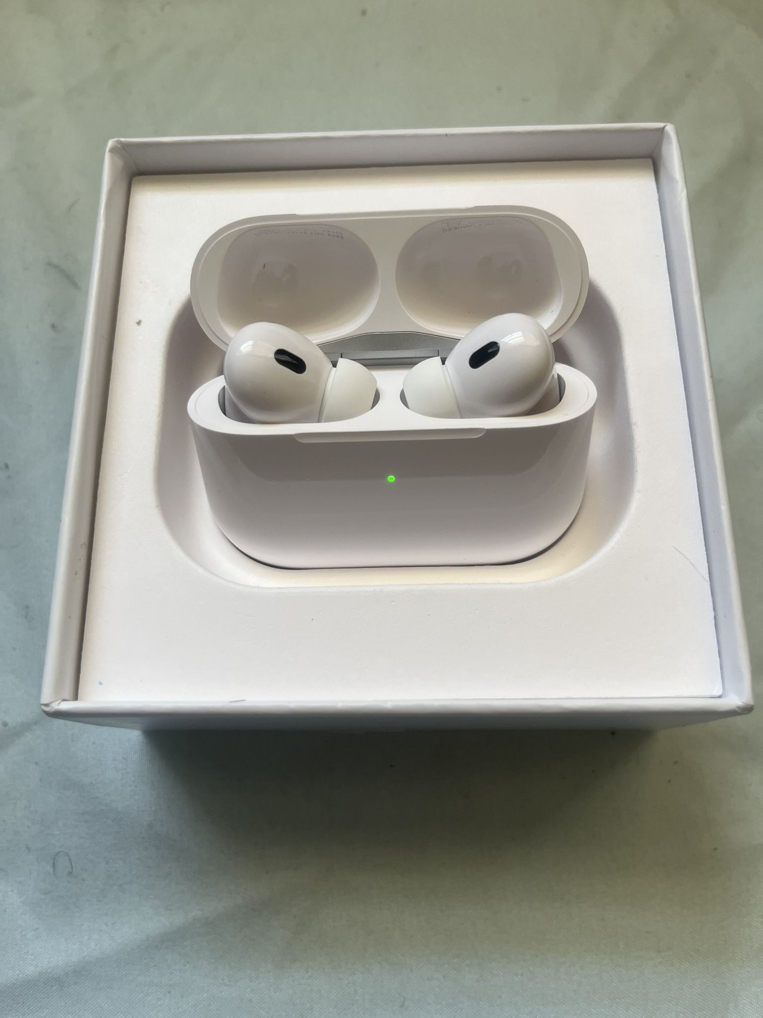 AirPods Pro 2s
