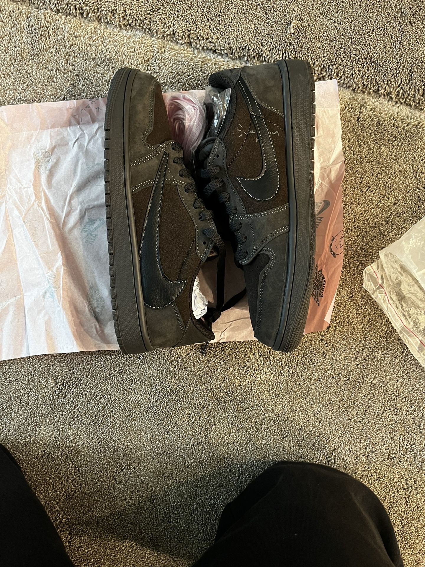 Nike Jordan 1 Low Travis Scott “Velvet Brown”