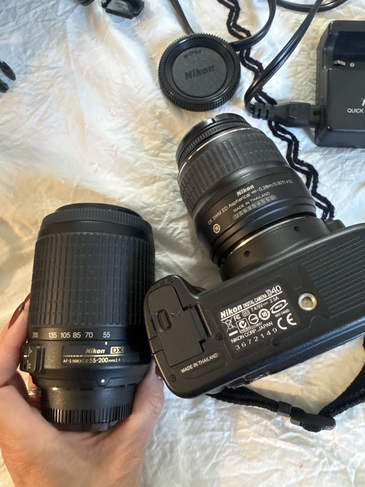 Nikon D40 DSLR Camera Kit – 18-55mm & 55-200mm Lenses, Bag & Accessories – Excellent Condition