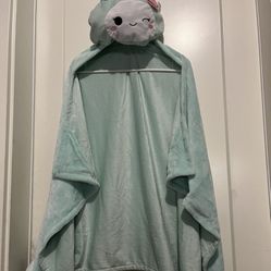 New Hooded Throw Blanket  