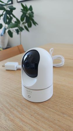 Eufy Indoor Cam 2K Pan & Tilt