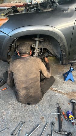 Alguien que me venda una trasmicion buena de una toyota rav4 2010