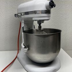 White Kitchenaid Commercial 8 Quart Bowl Lift Mixer Baking Accessory Kitchen And Theee Attachments