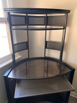 Computer desk