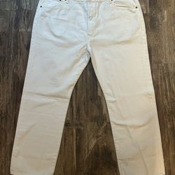 White Levi’s 501’s