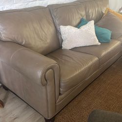 Great Leather  sofa