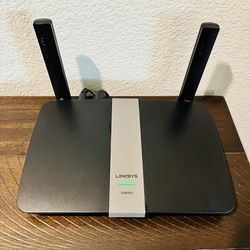 Linksys AC1200 Dual Band Wifi Router 