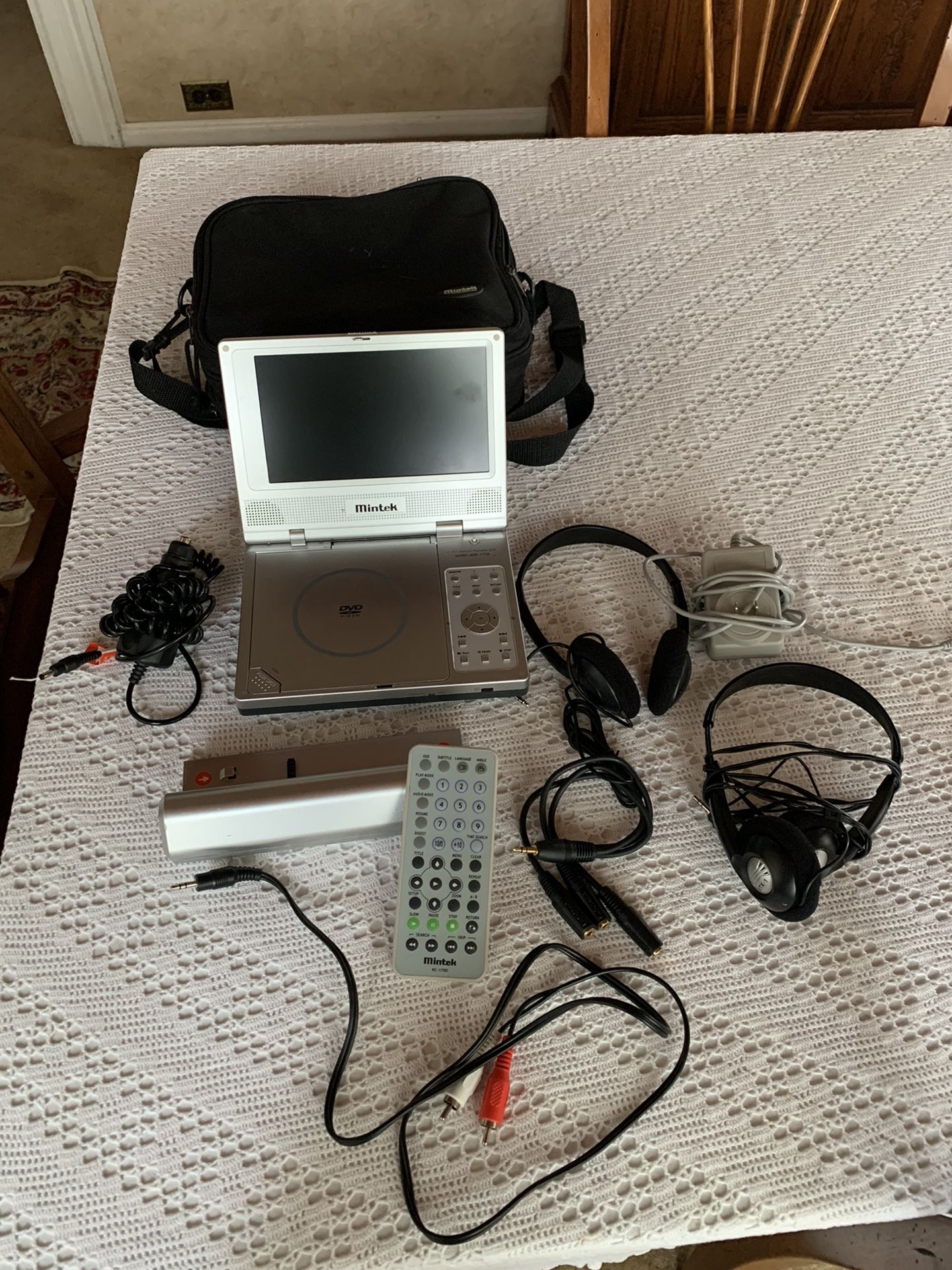 Mintek Portable DVD player model number MDP – 1770