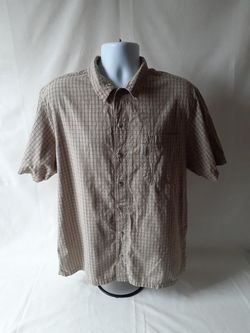 Columbia men's beige/black/orange/ plaid men's short sleeve button-down shirt size L