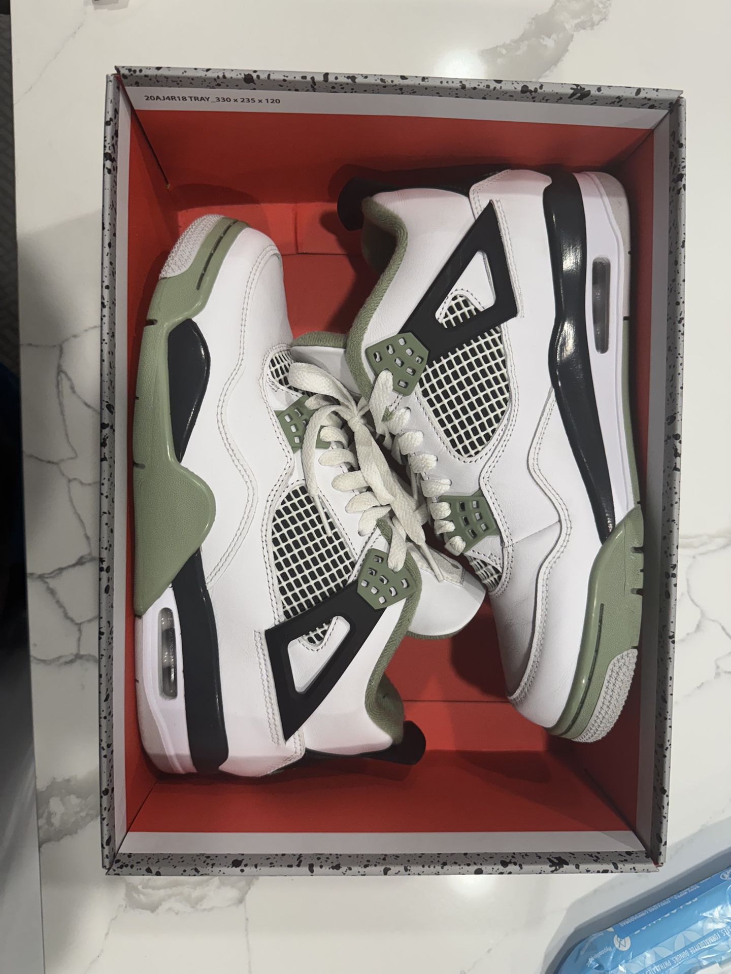 Jordan 4 Seafoams