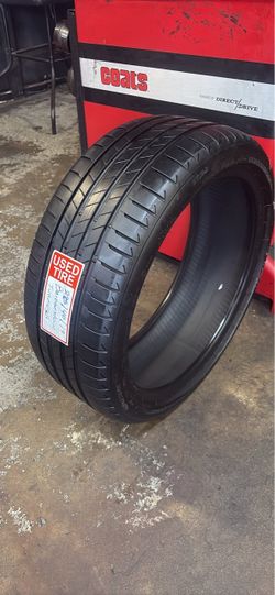 225/40/19 BRIDGESTONE TURANZA RUN FLAT (1 TIRE ONLY USED)