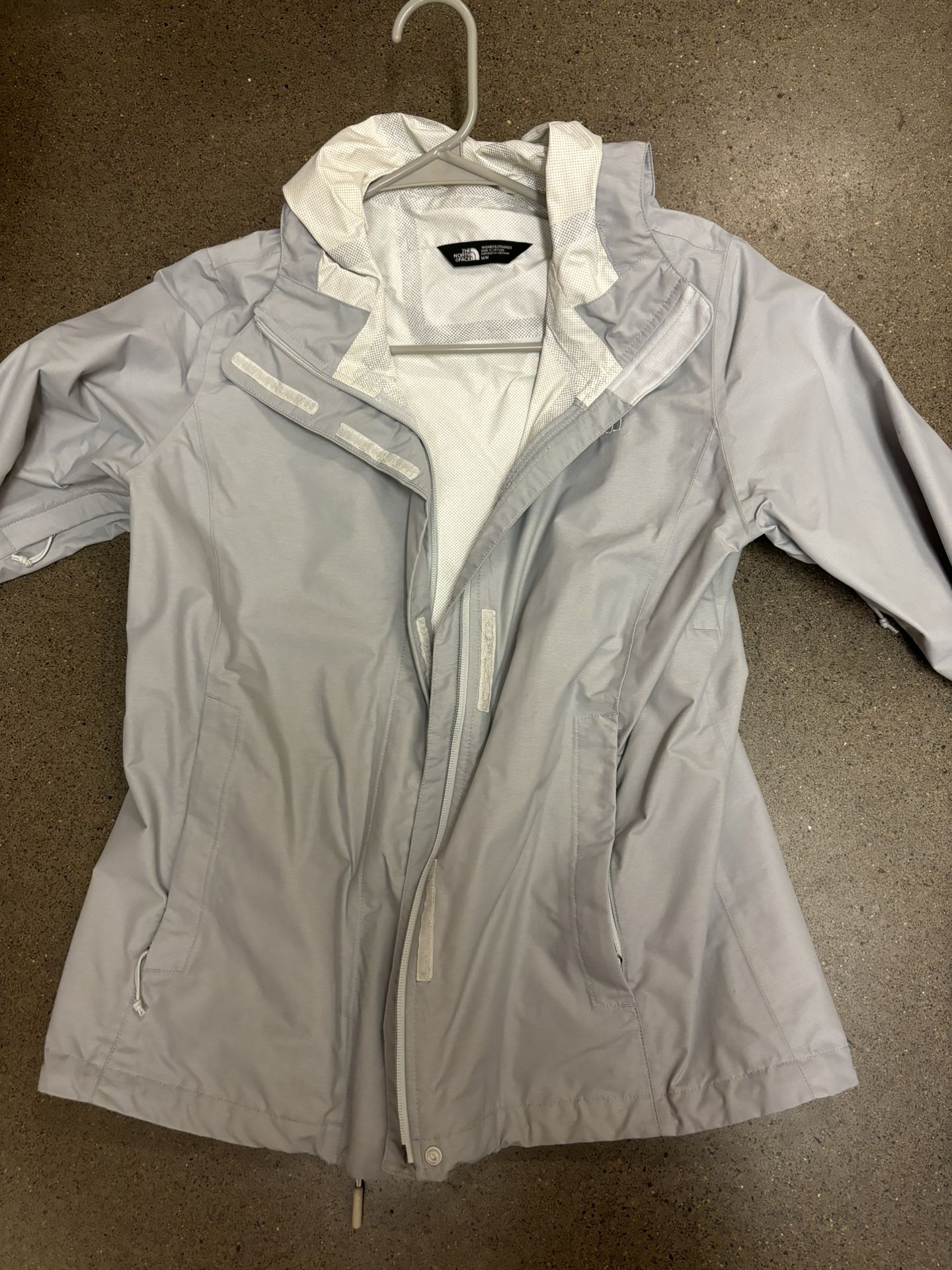 Women’s Northface Light Grey Rain Jacket