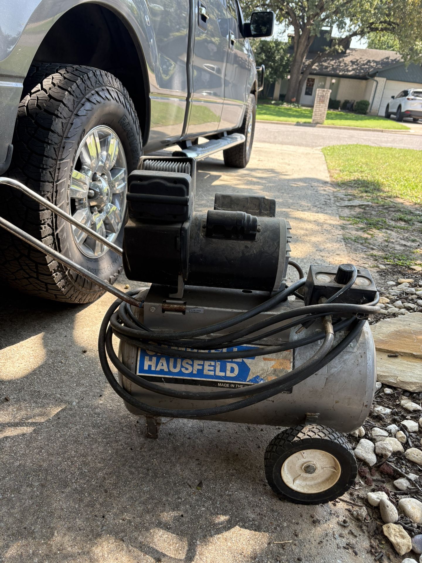 Campbell Hausfeld 3.5hp 11gallon Compressor